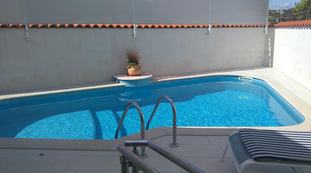 Holiday Pool House Пула Экстерьер фото